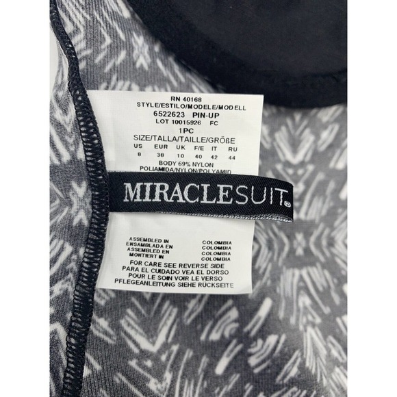 NWOT Miraclesuit Incan Treasure Pin-Up Women’s , One-Piece Swimsuit Sz-8 (B199) - Picture 6 of 8